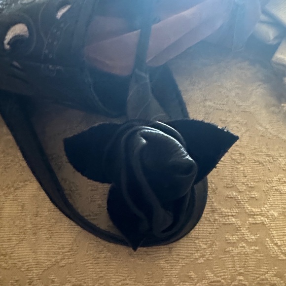 Patrica Nash Elegant Black Studded Tote Bag - Picture 10 of 11